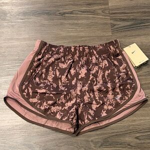 NWT Nike Dri-Fit Women's Athletic Shorts - Size Small